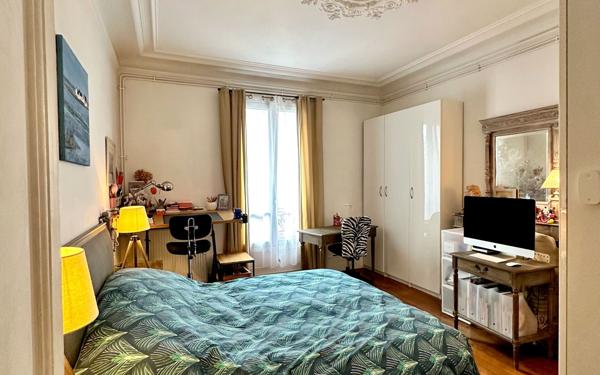 Appartement à vendre    3 pièces • 70,39 m2 Asnières-sur-Seine