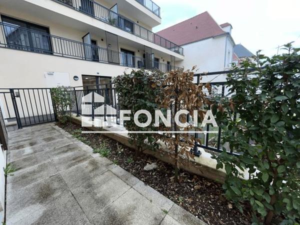 Location Appartement 2 pièces 43.33 m² - 11 BIS RUE DU BOURGNEUF Chartres 28000