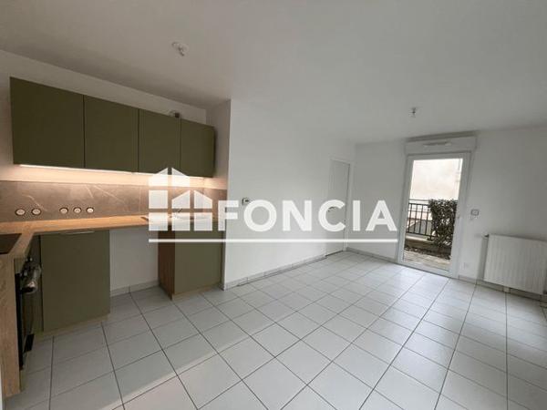 Location Appartement 2 pièces 43.33 m² - 11 BIS RUE DU BOURGNEUF Chartres 28000