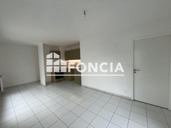 Location Appartement 2 pièces 43.33 m² - 11 BIS RUE DU BOURGNEUF Chartres 28000