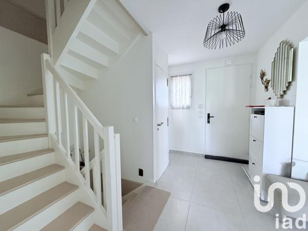 Maison à vendre 6 pièces 125 m² Saint-Pierre-du-Perray