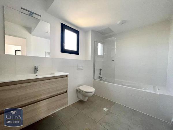 Appartement à louer 4 pièces 87.64m²