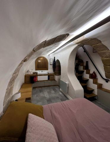 T2 avec un charme d'exception, proche Panthéon