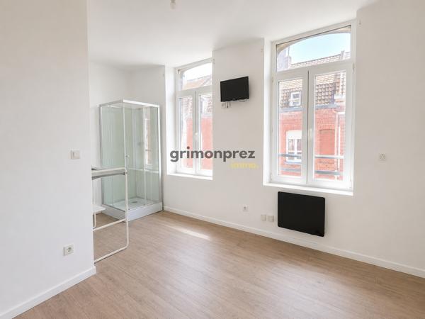 Maison 9 pièce(s) 8 chambre(s) 113 m²