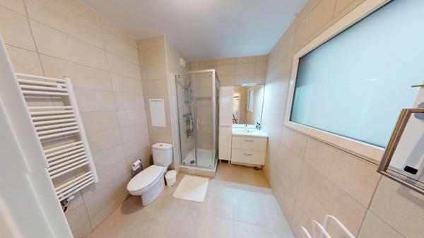 Studio meublé de standing 33,27 m²,Dernier étage,Grand balcon, Vue dégagée, Ivry-sur-Seine