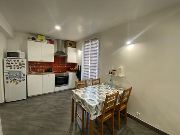 Appartement Corbeil  2 pièce(s) 40.64 m2