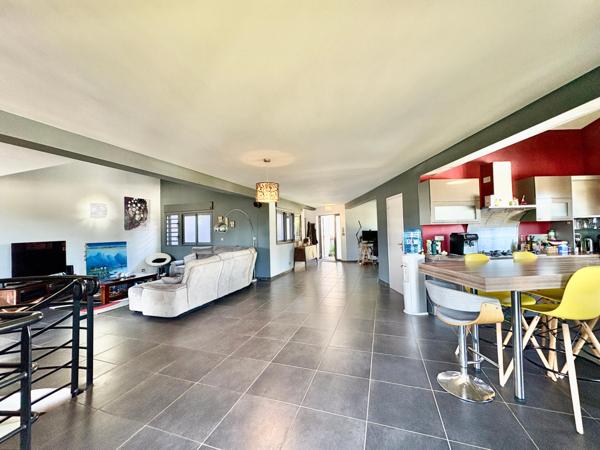 Maison d'architecte - Saint-Pierre (Secteur Mont-Vert-les Hauts)