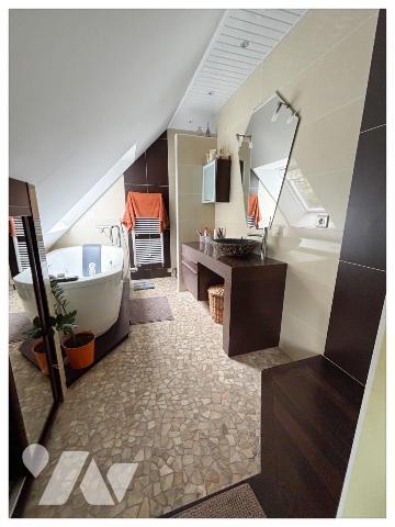 Propriété de 180 m², 5 chambres située au domaine de l'étang