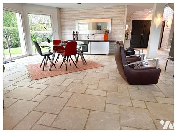 Propriété de 180 m², 5 chambres située au domaine de l'étang