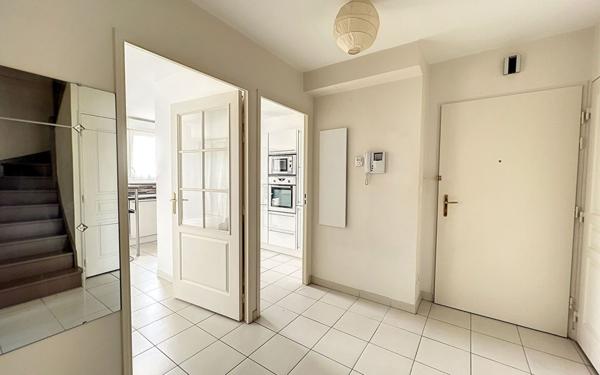 Appartement à vendre    3 pièces • 66,39 m2 Saint-Jean-le-Blanc