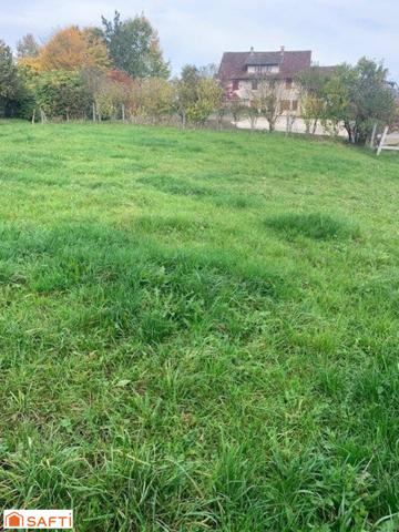 A vendre très beau terrain constructible de 620 m2