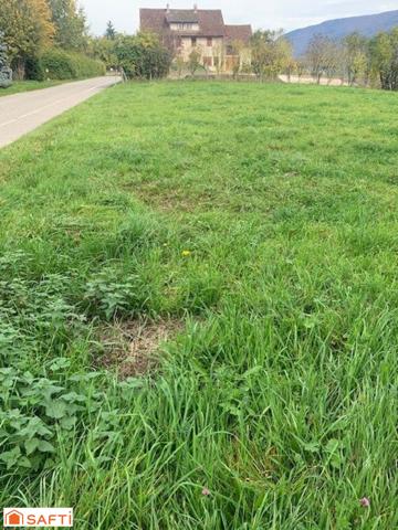 A vendre très beau terrain constructible de 620 m2