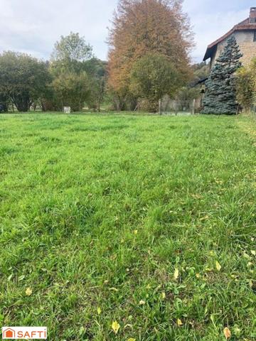 A vendre très beau terrain constructible de 620 m2