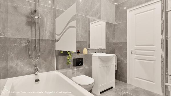 Paris 2ème - À VENDRE - Magnifique 4 Pièces de 100 m²