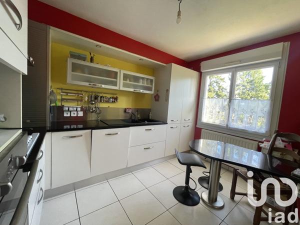 Maison 6 pièces de 141 m² à Sainte-Gemmes-sur-Loire (49130)