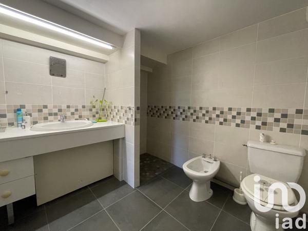 Maison 6 pièces de 141 m² à Sainte-Gemmes-sur-Loire (49130)