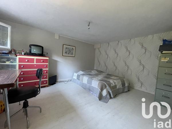 Maison 6 pièces de 141 m² à Sainte-Gemmes-sur-Loire (49130)