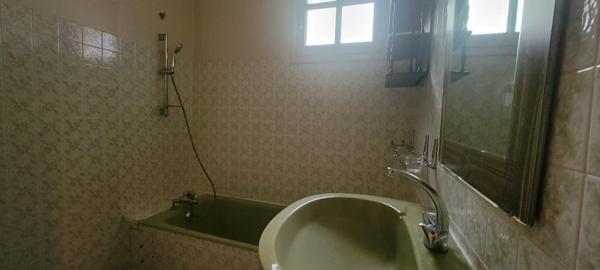 Maison 61 M² 2 chambres et garage  à rénover