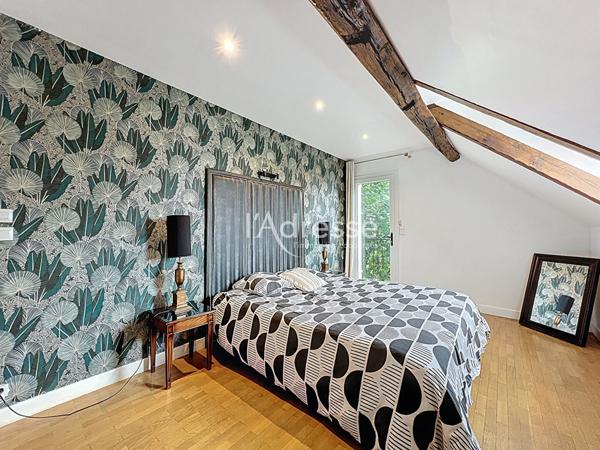 maison 7 pièces 280m2, 724m2 de terrain, 5 chambres