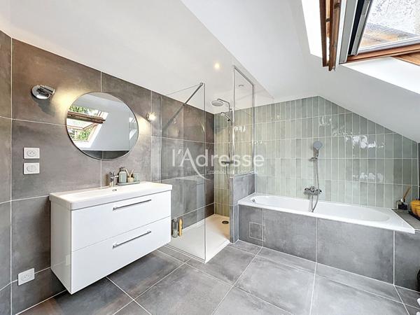 maison 7 pièces 280m2, 724m2 de terrain, 5 chambres