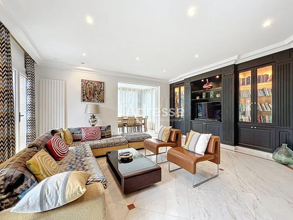 maison 7 pièces 280m2, 724m2 de terrain, 5 chambres