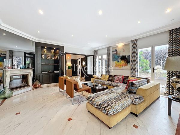 maison 7 pièces 280m2, 724m2 de terrain, 5 chambres