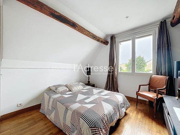 maison 7 pièces 280m2, 724m2 de terrain, 5 chambres