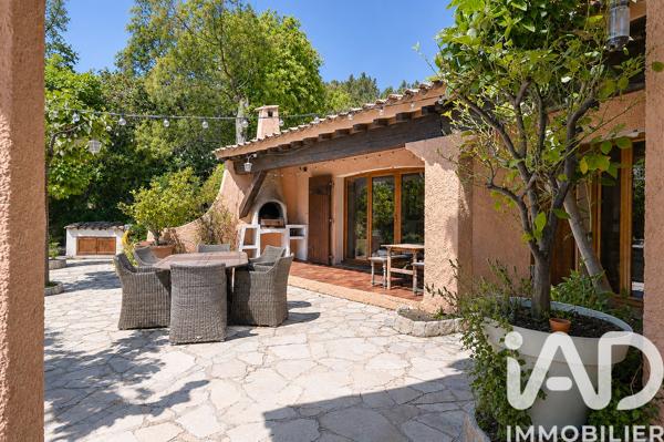 Maison à vendre 7 pièces 215 m² Bandol