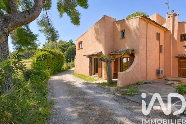 Maison à vendre 7 pièces 215 m² Bandol