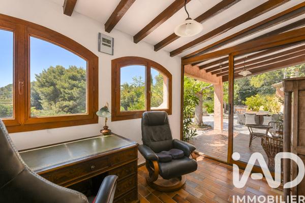 Maison à vendre 7 pièces 215 m² Bandol