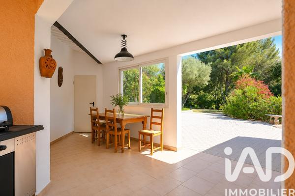 Maison à vendre 7 pièces 215 m² Bandol