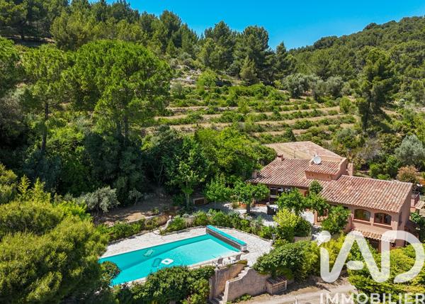 Maison à vendre 7 pièces 215 m² Bandol