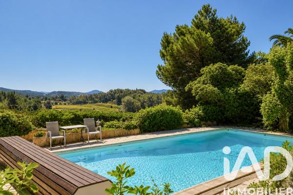 Maison à vendre 7 pièces 215 m² Bandol