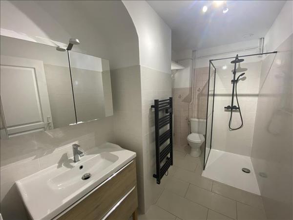 Maison à louer |  BOUMOURT |  7 pièces | 179 m²