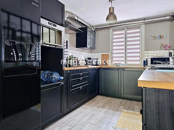 Maison à FLINS-SUR-SEINE, 78410 - 6 pièces 128m²