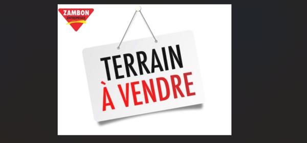 A VENDRE - TERRAIN CONSTRUCTIBLE DE 740 m2 , Laval A VENDRE - TERRAIN CONSTRUCTIBLE DE 740 m2 , Laval