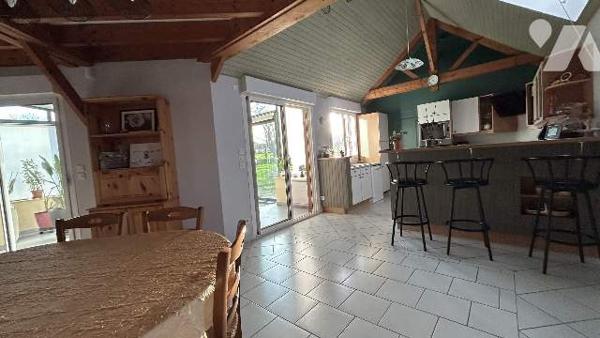 Maison 4 chambres sur 1284 m² de terrain