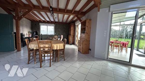 Maison 4 chambres sur 1284 m² de terrain