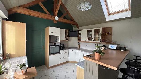 Maison 4 chambres sur 1284 m² de terrain