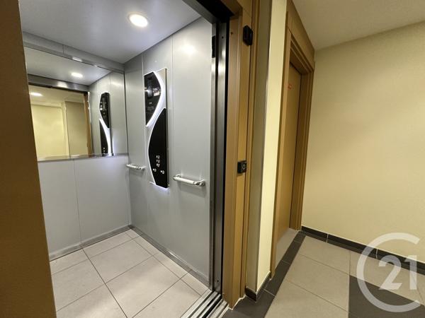 Appartement T1 à vendre  1 pièce - 18,20 m2 HYERES - 83