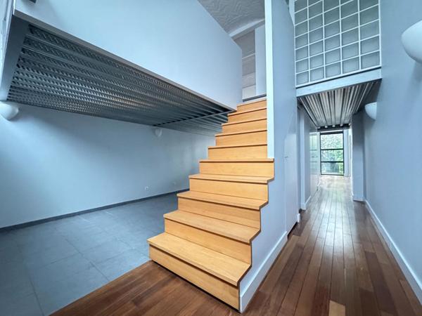 A VENDRE : T2 à LILLE • • 292 000 € FAI • Réf. 1924