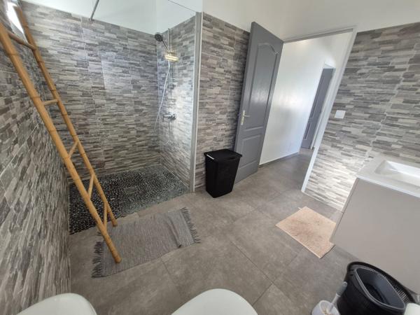 Saint-François (97118) Ensemble Immobilier de deux villas T3 de plain-pied indépendantes