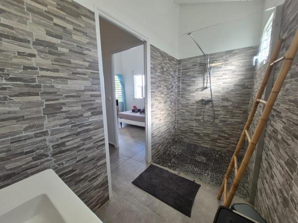 Saint-François (97118) Ensemble Immobilier de deux villas T3 de plain-pied indépendantes