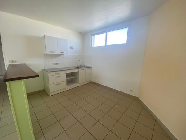 86200 LOUDUN LOUDUN : Appartement 4 pièces à louer