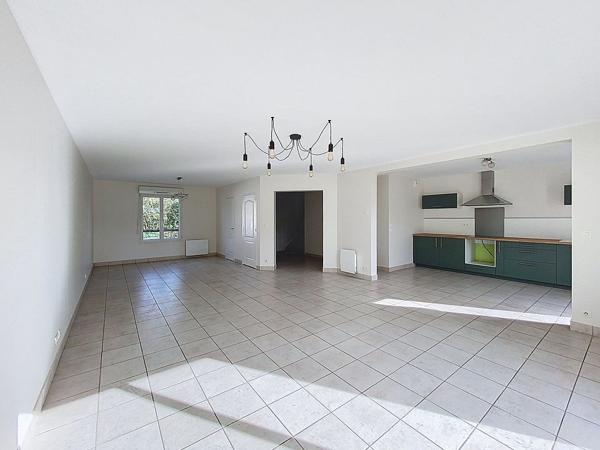 Maison Briollay 5 pièce(s) 118 m2