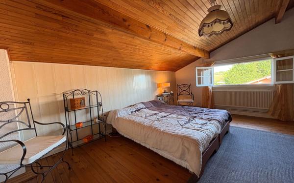 Maison à vendre    6 pièces •  Mimizan