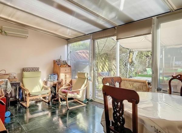 Maison idéale jeune famille – tout à pied !