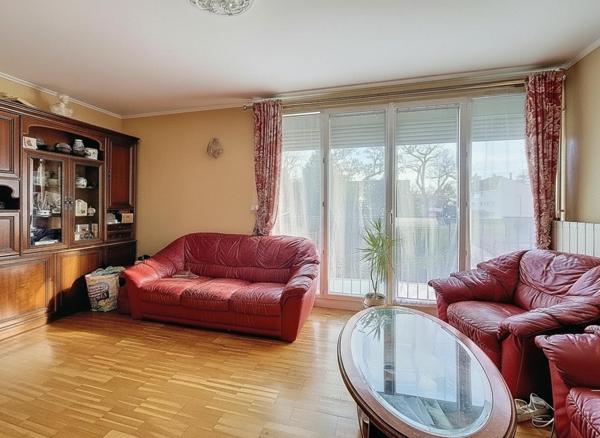 Maison idéale jeune famille – tout à pied !