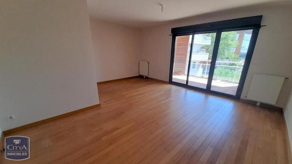 Appartement à louer 4 pièces 104.12m²