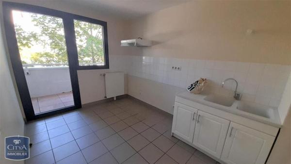 Appartement à louer 4 pièces 104.12m²